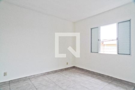 Quarto 1 de casa para alugar com 2 quartos, 600m² em Jardim Mangalot, São Paulo