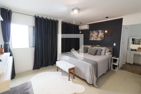 Sala 1 de casa à venda com 4 quartos, 225m² em Vila Yolanda, Osasco