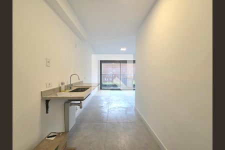 Sala/Cozinha de apartamento para alugar com 1 quarto, 43m² em Indianópolis, São Paulo