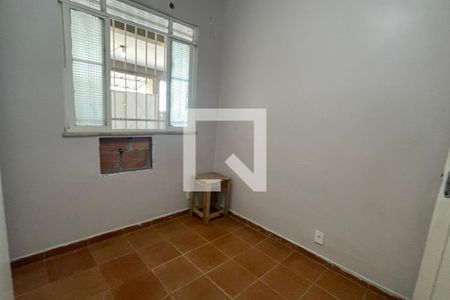 Quarto de casa para alugar com 1 quarto, 101m² em Vila Rosário, Duque de Caxias