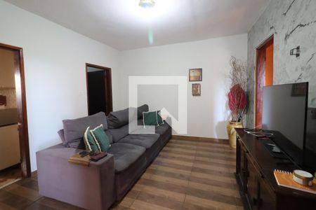 Casa à venda com 5 quartos, 170m² em Santo Antônio, Osasco