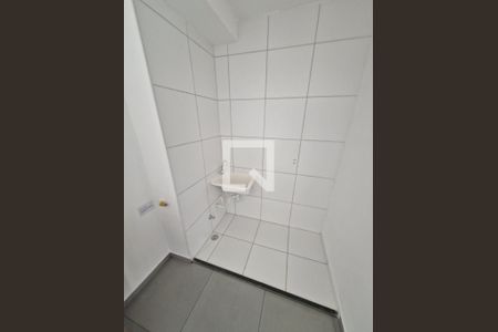 Banheiro de apartamento para alugar com 2 quartos, 35m² em Cidade São Mateus, São Paulo