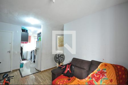 Sala de apartamento para alugar com 2 quartos, 34m² em Jardim Recanto Verde, São Paulo