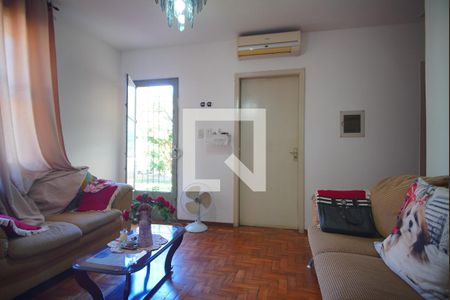 Sala de casa à venda com 3 quartos, 168m² em Jardim Carvalho, Porto Alegre
