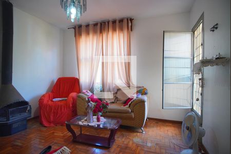 Sala de casa à venda com 3 quartos, 168m² em Jardim Carvalho, Porto Alegre