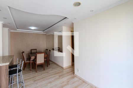 Sala de apartamento para alugar com 3 quartos, 69m² em Tristeza, Porto Alegre