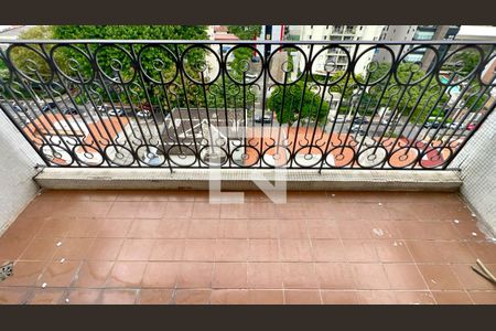 Varanda de apartamento à venda com 2 quartos, 111m² em Pinheiros, São Paulo