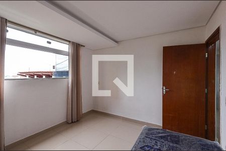 Quarto 1 Casa 1 de casa para alugar com 6 quartos, 75m² em Renascença, Belo Horizonte