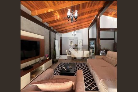 Sala de casa de condomínio para alugar com 5 quartos, 320m² em Chácara dos Lagos, Cotia