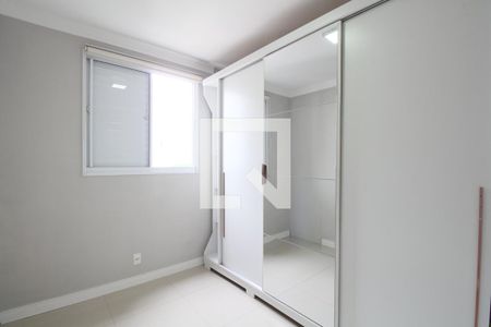 Quarto 1 de apartamento para alugar com 2 quartos, 54m² em Vila Andrade, São Paulo