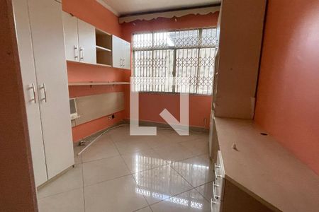 Quarto 2 de apartamento para alugar com 3 quartos, 94m² em Centro, Duque de Caxias