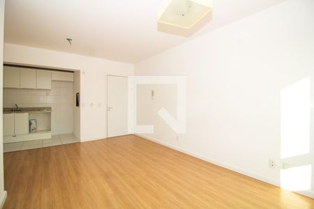 Sala de apartamento para alugar com 3 quartos, 77m² em Marechal Rondon, Canoas