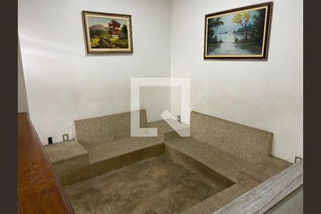 Sala 1 de casa à venda com 3 quartos, 320m² em Caxingui, São Paulo