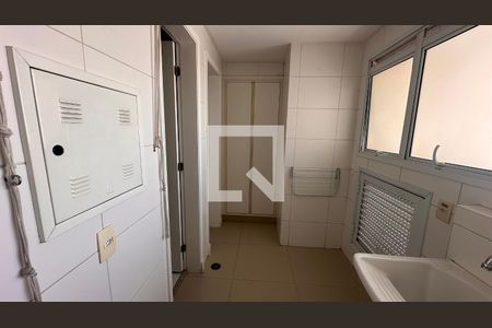 Apartamento para alugar com 4 quartos, 206m² em Campo Belo, São Paulo