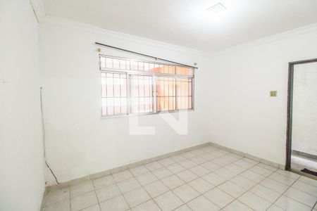 Sala de apartamento para alugar com 3 quartos, 120m² em Vila Janete, Carapicuíba