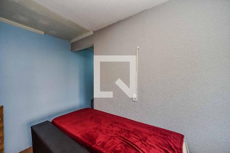 Quarto 1 de apartamento para alugar com 2 quartos, 57m² em Jardim Itu, Porto Alegre