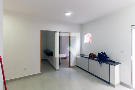 Sala/Cozinha de casa de condomínio para alugar com 2 quartos, 45m² em Vila Celeste, São Paulo