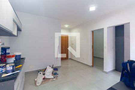 Sala/Cozinha de casa de condomínio para alugar com 2 quartos, 45m² em Vila Celeste, São Paulo