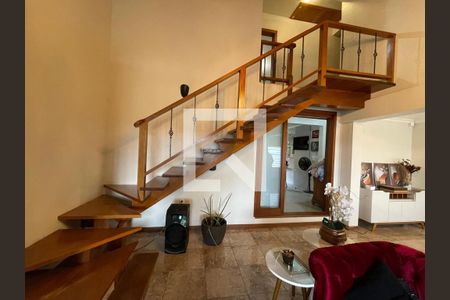 Casa à venda com 3 quartos, 300m² em São Jorge, Novo Hamburgo