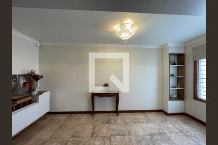 Casa à venda com 3 quartos, 300m² em São Jorge, Novo Hamburgo