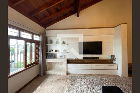 Casa à venda com 3 quartos, 300m² em São Jorge, Novo Hamburgo