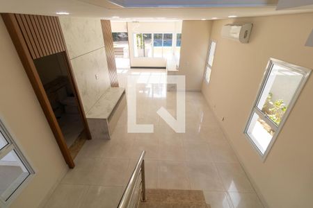 Salas de casa de condomínio para alugar com 3 quartos, 270m² em Swiss Park, Campinas