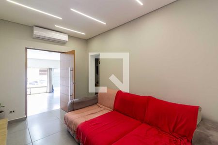 Sala de Estar de casa à venda com 2 quartos, 180m² em Vila Sao Pedro, São Paulo