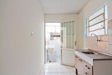Cozinha de casa para alugar com 1 quarto, 45m² em Vila Penteado, São Paulo
