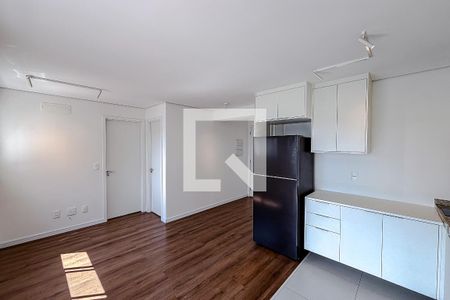 Sala de kitnet/studio para alugar com 1 quarto, 42m² em Vila Dom Pedro I, São Paulo