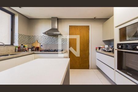 Cozinha de apartamento para alugar com 4 quartos, 500m² em Moinhos de Vento, Porto Alegre