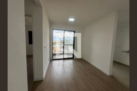 Sala de apartamento para alugar com 2 quartos, 55m² em Jardim Maria Helena, Barueri