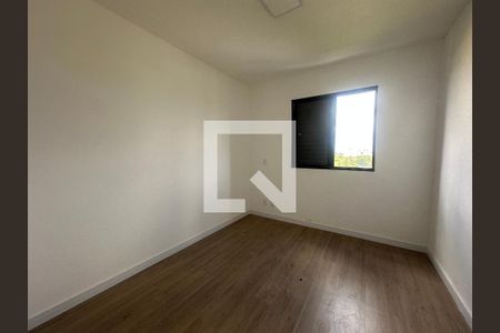 Quarto 1 de apartamento para alugar com 2 quartos, 55m² em Jardim Maria Helena, Barueri