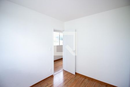 Quarto 2 de apartamento para alugar com 2 quartos, 48m² em Maria da Conceicao, Contagem