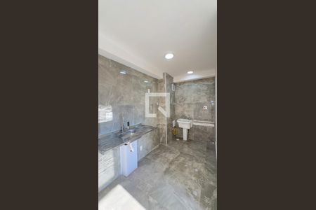 Sala, Cozinha e Área de Serviço de apartamento para alugar com 2 quartos, 38m² em Jardim São Luís, São Paulo