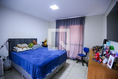 Quarto 1 de casa à venda com 3 quartos, 216m² em Vila Pereira Cerca, São Paulo