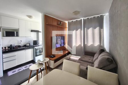 Sala de apartamento à venda com 2 quartos, 42m² em Parque Industrial, Campinas