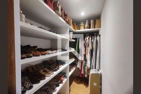 Quarto 1 Closet de apartamento para alugar com 4 quartos, 360m² em Recreio dos Bandeirantes, Rio de Janeiro