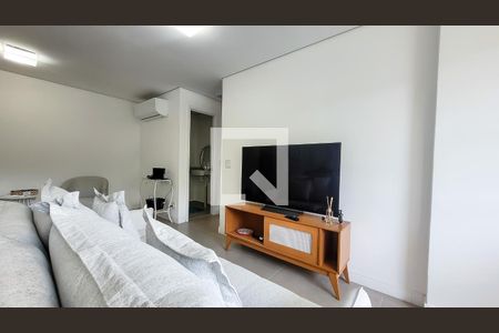 Sala de apartamento à venda com 2 quartos, 65m² em Nova Campinas, Campinas