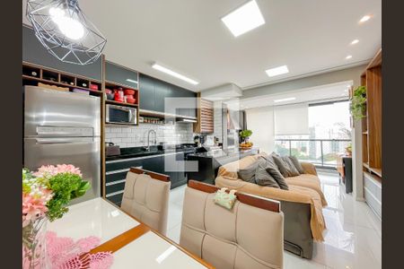 Sala de apartamento à venda com 3 quartos, 85m² em Vila Osasco, Osasco