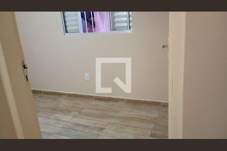 Quarto 1 de casa para alugar com 3 quartos, 65m² em Jardim Peri, São Paulo