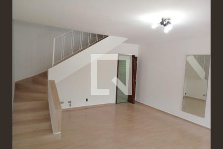Sala de casa à venda com 3 quartos, 100m² em Vila Nivi, São Paulo