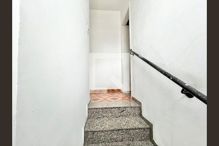 Escada de casa à venda com 2 quartos, 130m² em Imirim, São Paulo