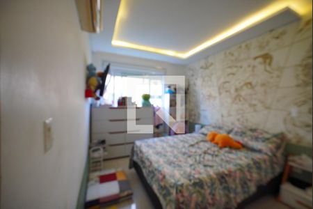 Suíte de apartamento para alugar com 2 quartos, 67m² em Coqueiros, Florianópolis