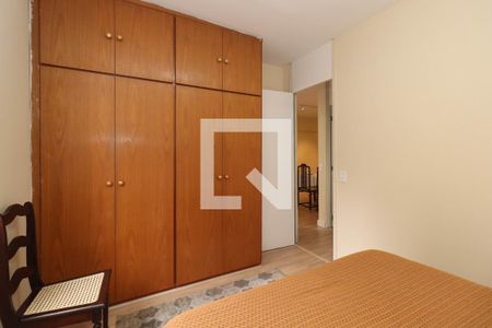 Quarto 1 de apartamento para alugar com 2 quartos, 74m² em Pinheiros, São Paulo