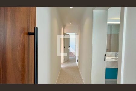 Corredor de apartamento para alugar com 3 quartos, 182m² em Cerqueira César, São Paulo