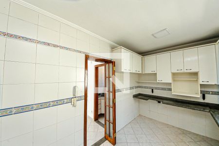 Casa à venda com 3 quartos, 104m² em Vila Lucia, São Paulo