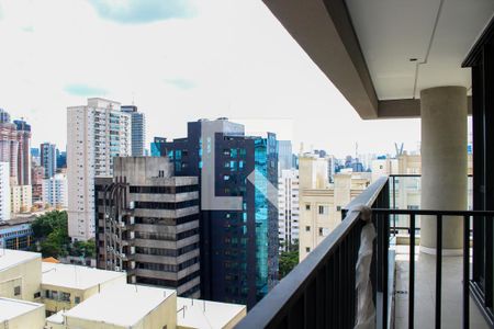Apartamento à venda com 3 quartos, 166m² em Vila Cordeiro, São Paulo