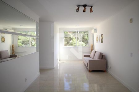 Sala de apartamento à venda com 3 quartos, 68m² em Jardim Carvalho, Porto Alegre