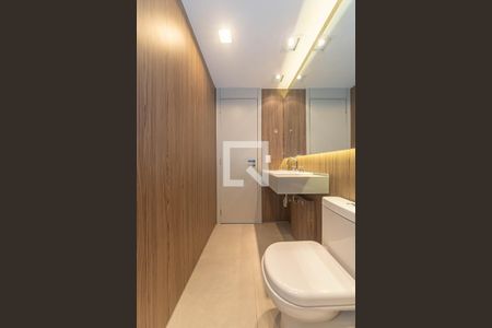 Banheiro Social de apartamento para alugar com 1 quarto, 60m² em Cidade Monções, São Paulo