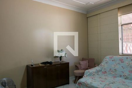 Sala de casa à venda com 3 quartos, 173m² em Inhaúma, Rio de Janeiro